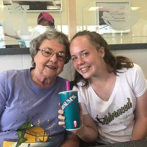 Meet your Posher, Jeanne